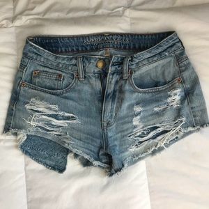 American Eagle High Rise Festival Shorts
